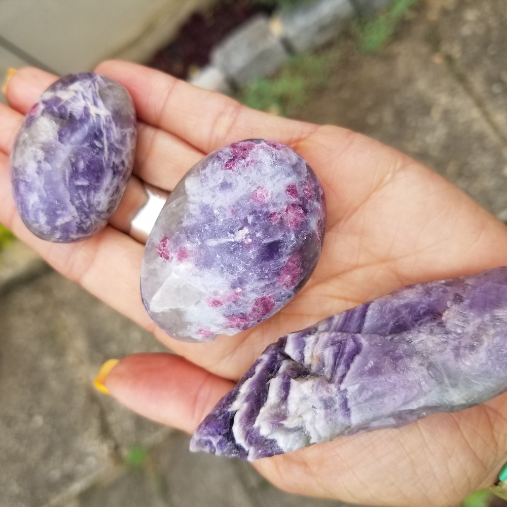 Crystals - Picture 3 of 4